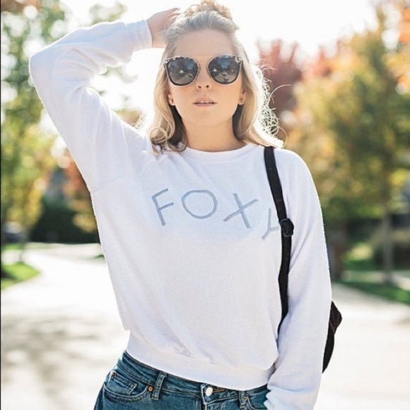 Wildfox Sweaters - WILDFOX Foxy Pullover Sweater